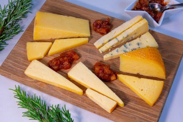 cheese-and-chutney-christmas-hamper-3 cheese-and-chutney-christmas-hamper-3