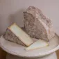 southdowns-tomme-stack-1
