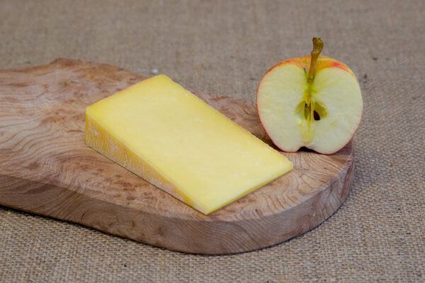 tremains-organic-wedge-apple